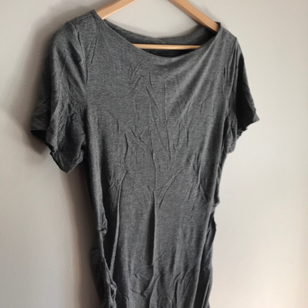 Ruched gray maternity tee